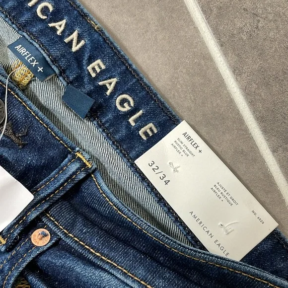 American Eagle Outfitters Airflex+ Slim Straight Jeans size 32X33.5